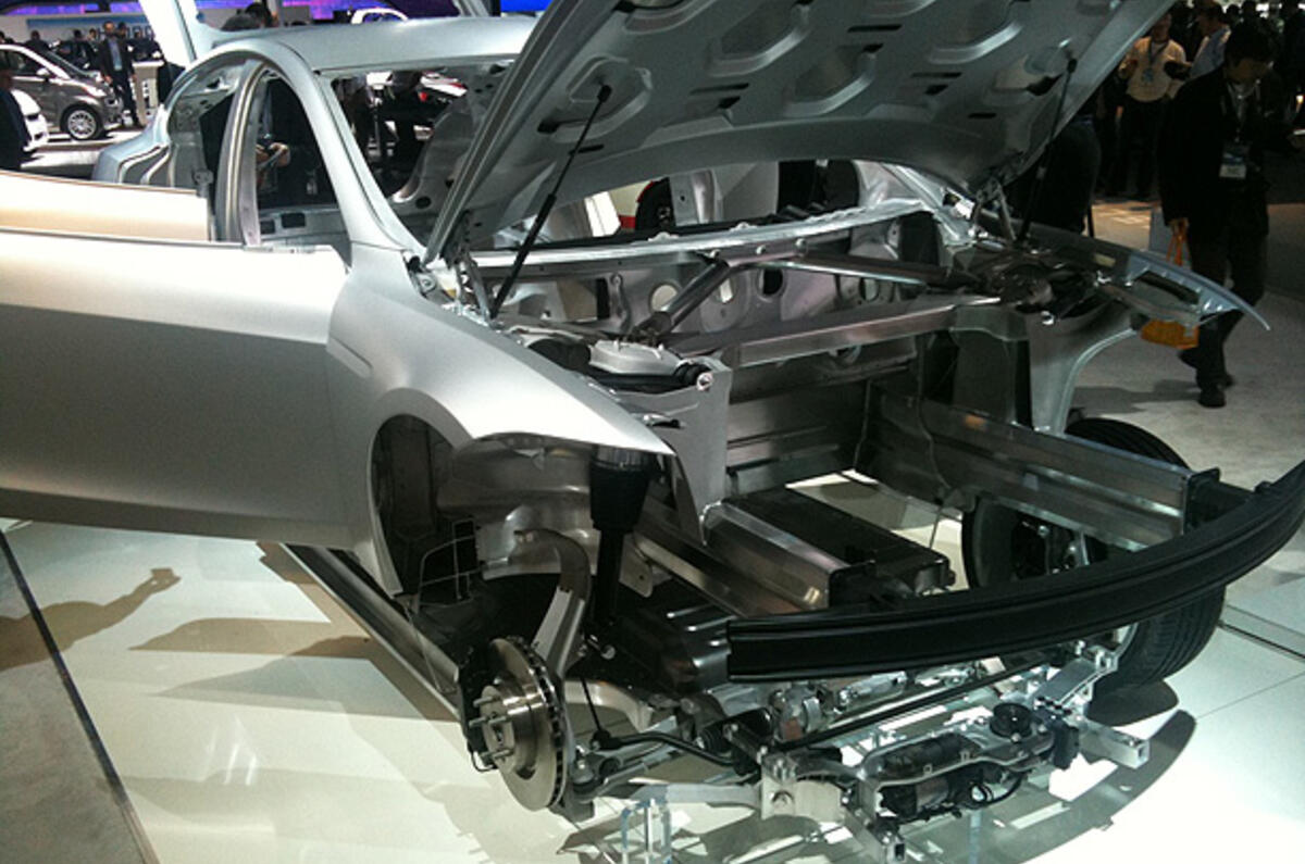 no title Detroit motor show: Tesla Model S tech
