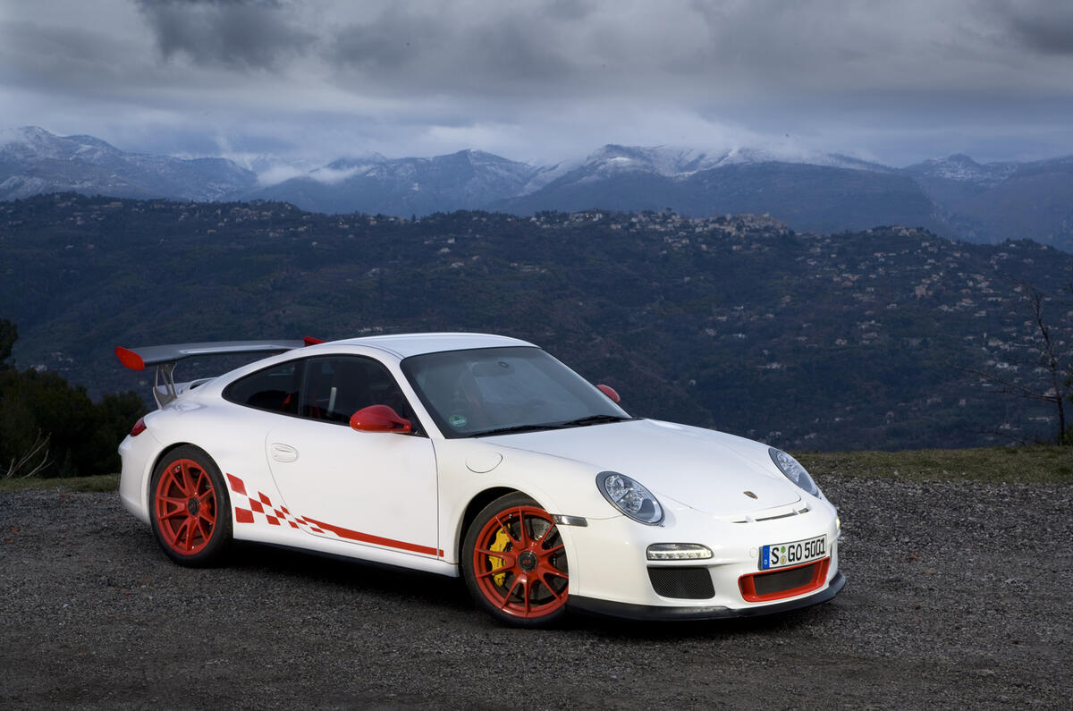 5 star Porsche 911 GT3 RS