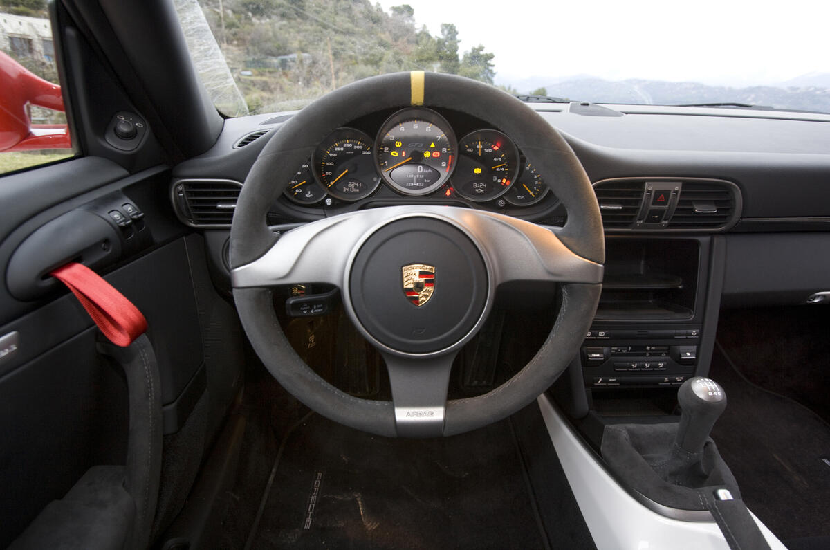 Porsche 911 GT3 RS steering wheel