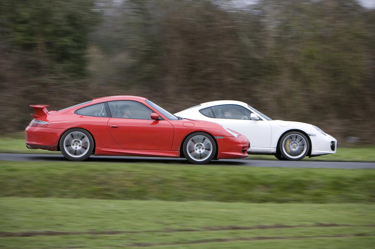Porsche 996 GT3 vs Cayman S