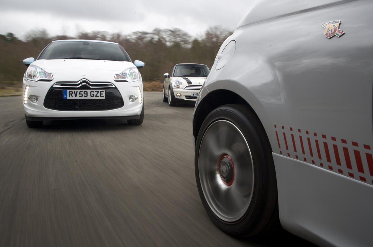 no title Citroen DS3 vs Mini Cooper vs Fiat 500