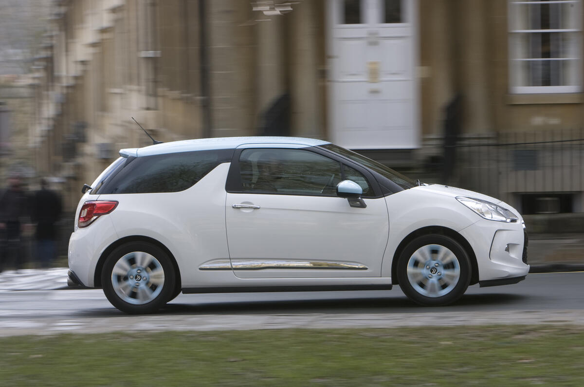 no title Citroen DS3 vs Mini Cooper vs Fiat 500