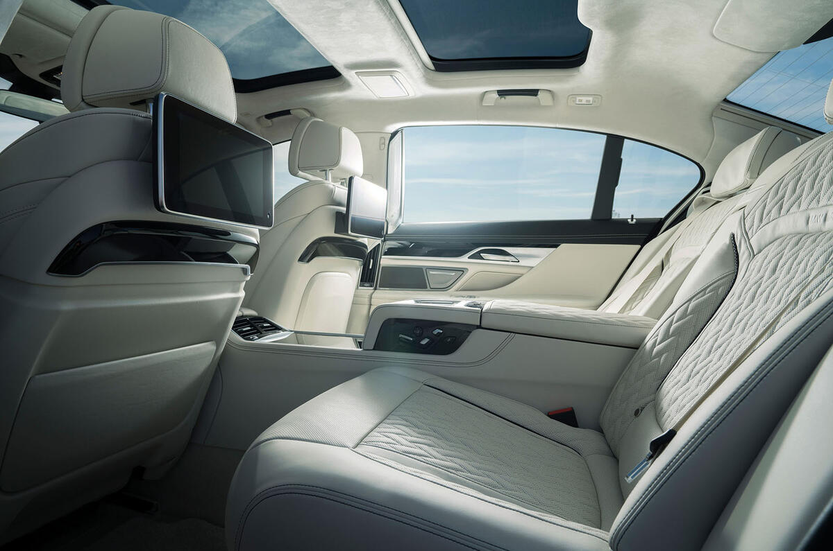 Alpina B7 2019 review - rear seats