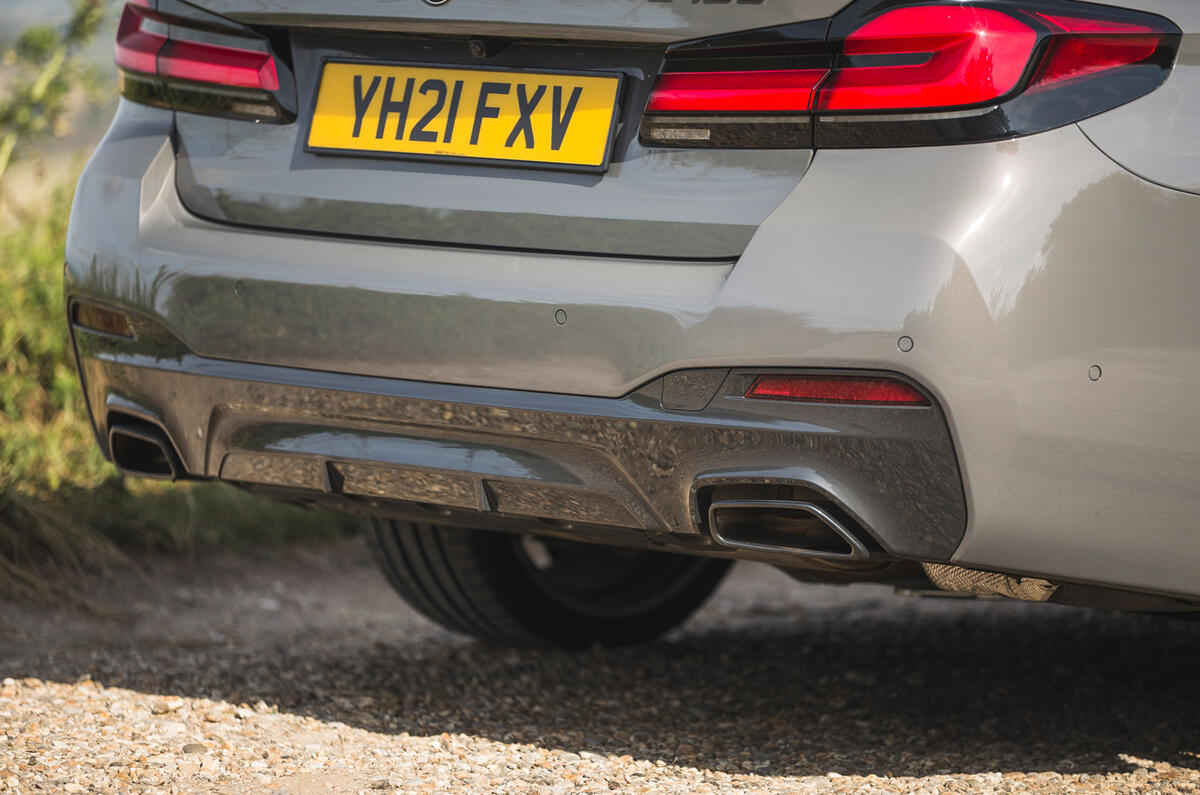11 BMW 545e 2021 road test review exhausts