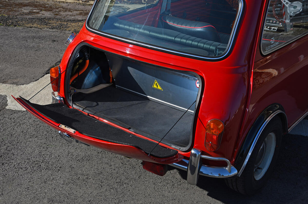 11 Electrogenic Mini Cooper electric 2022 FD boot 11 Electrogenic Mini Cooper electric 2022 FD boot