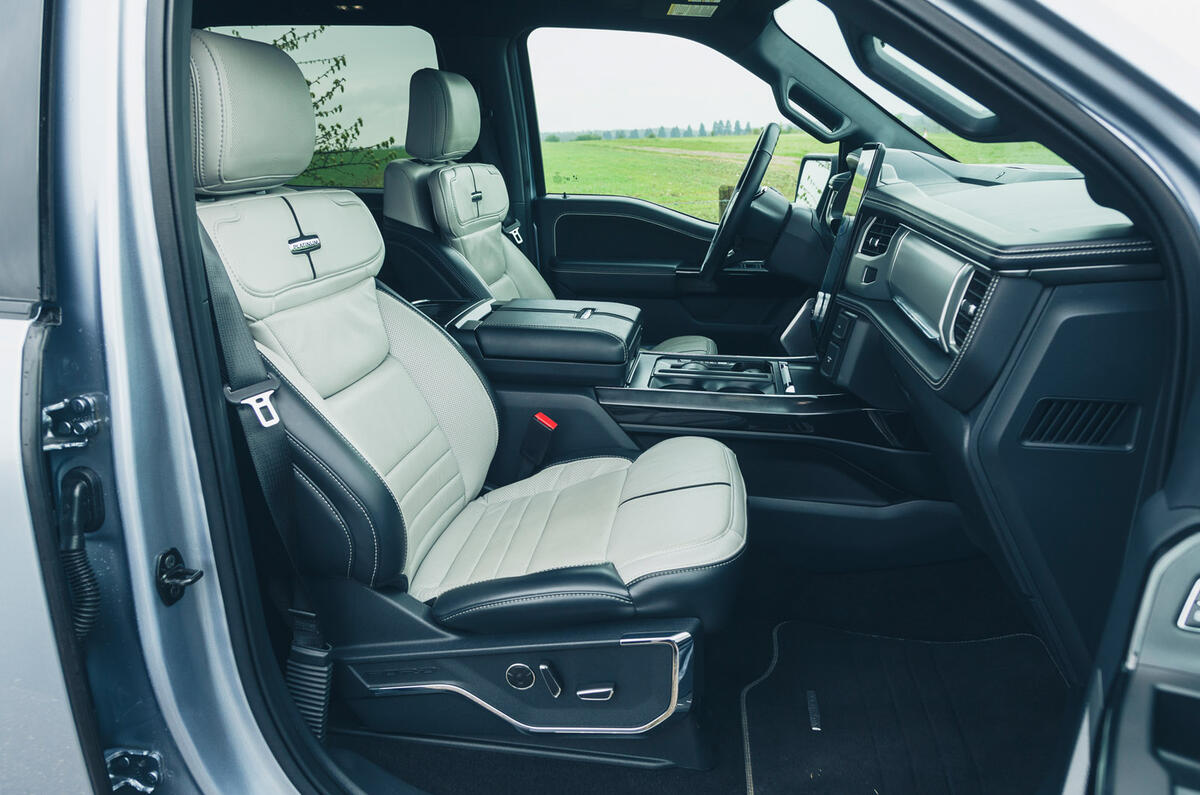 11 Ford F150 Lightning RT 2023 front seats