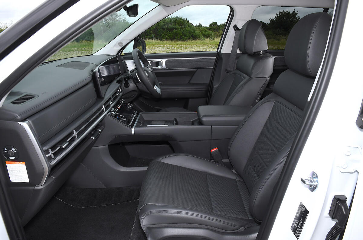 11 Hyundai Santa Fe 2024 review front seats