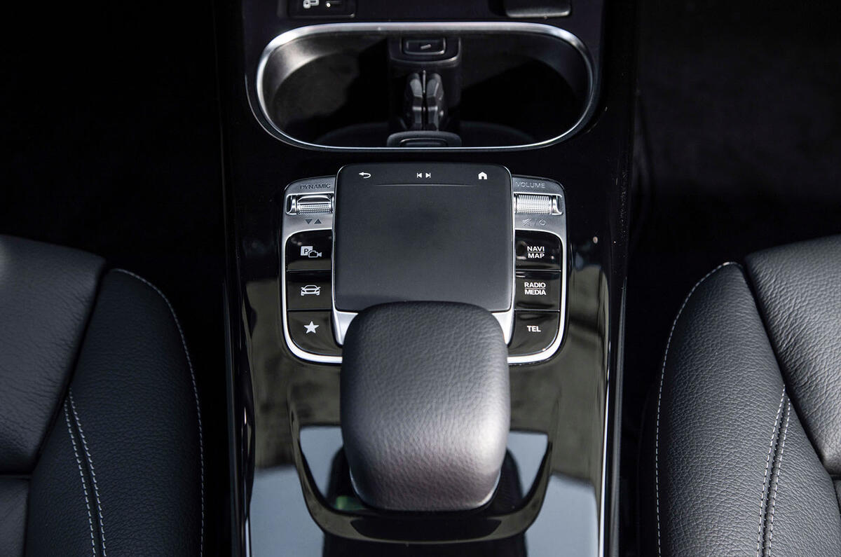 Mercedes-Benz A-Class saloon 2018 review - centre console