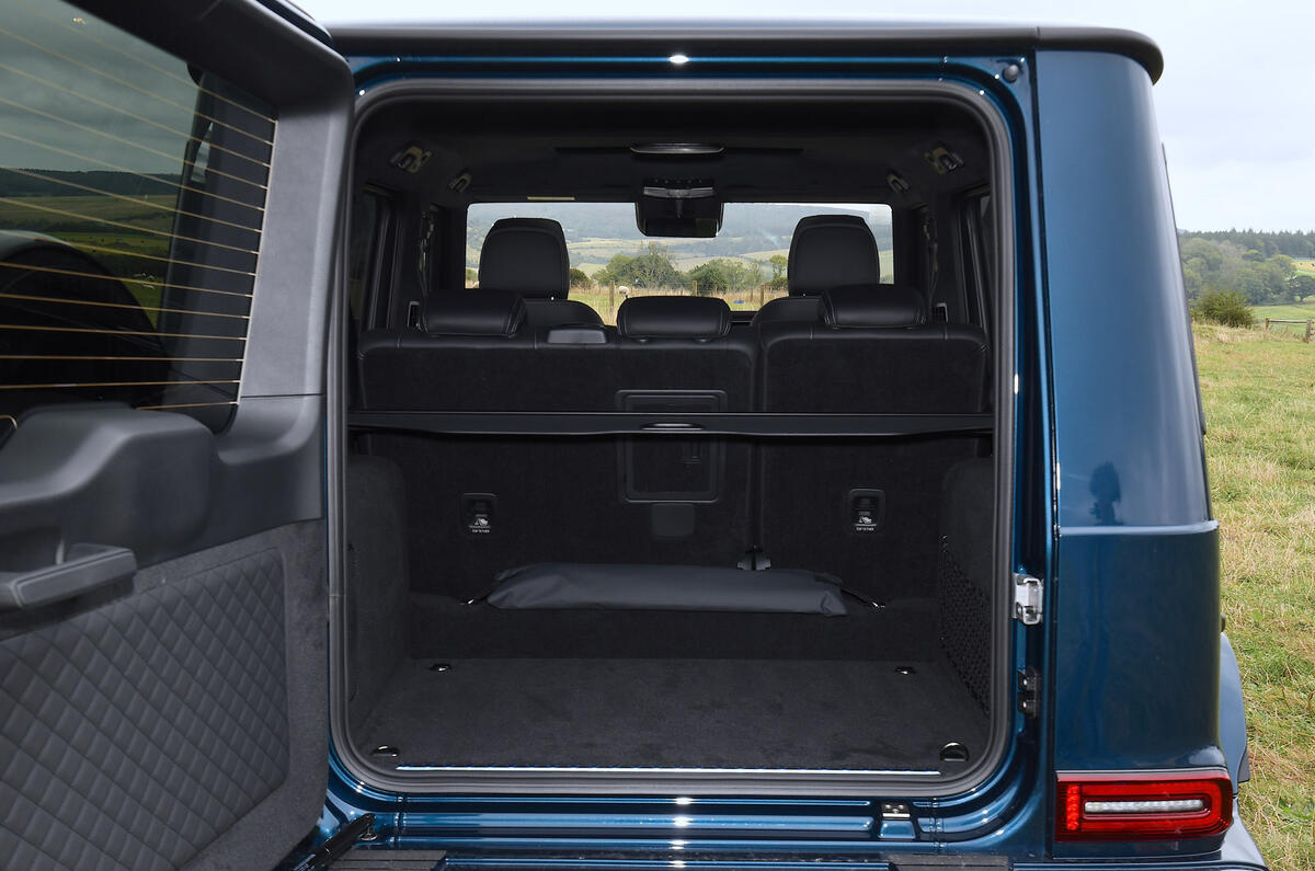 11 Mercedes G500 G Wagen 2024 review boot