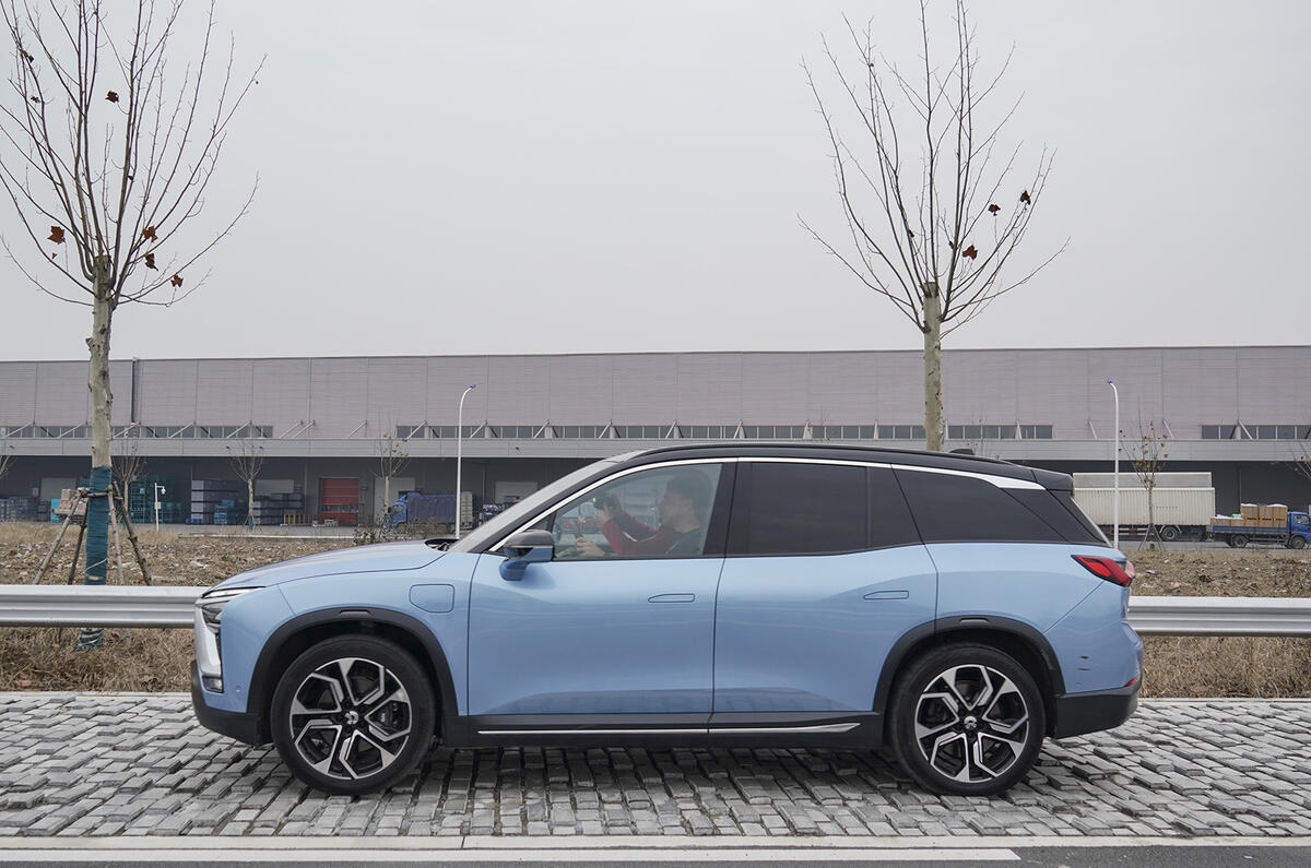 Nio ES8 road test review - static side