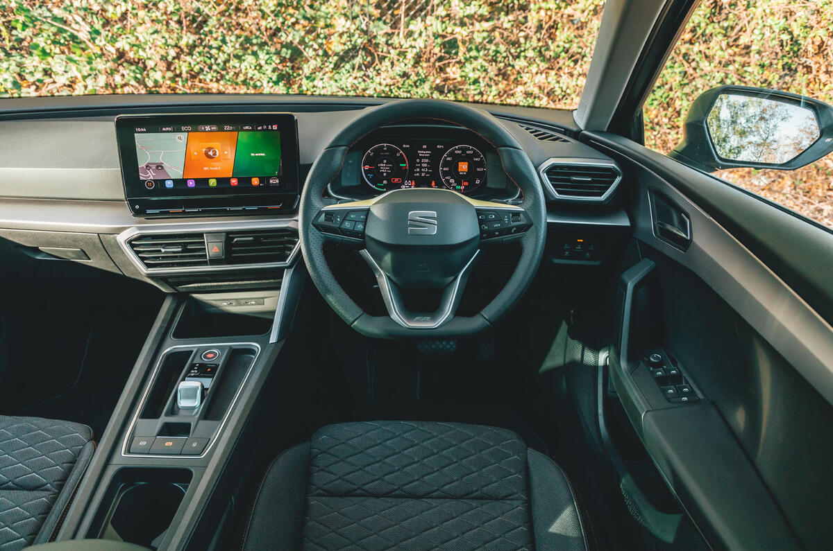 Seat Leon eHybrid 2020 road test review - dashboard