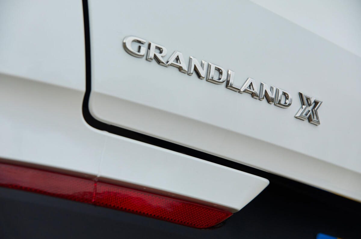 Vauxhall Grandland X Hybrid4 2020 road test review - rear badge