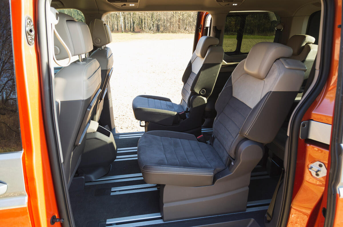 11 Volkswagen Multivan RT 2023 rear seats 1