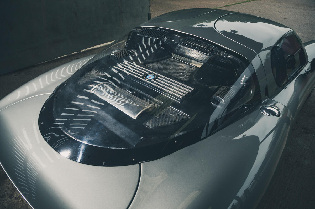 11 Wells Vertige 2021 first drive review engine cover 11 Wells Vertige 2021 first drive review engine cover