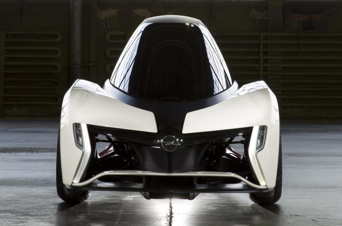 Opel Rak-e front end