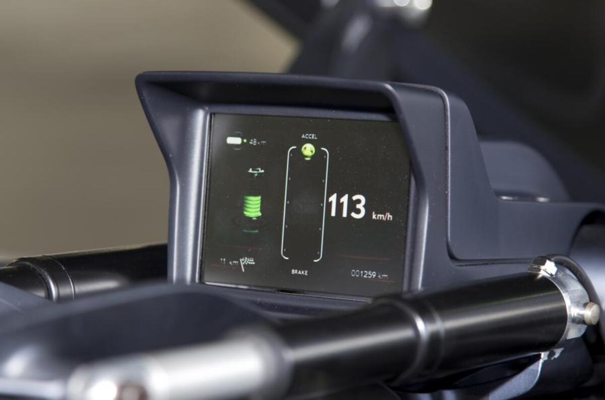 Opel Rak-e instrument cluster