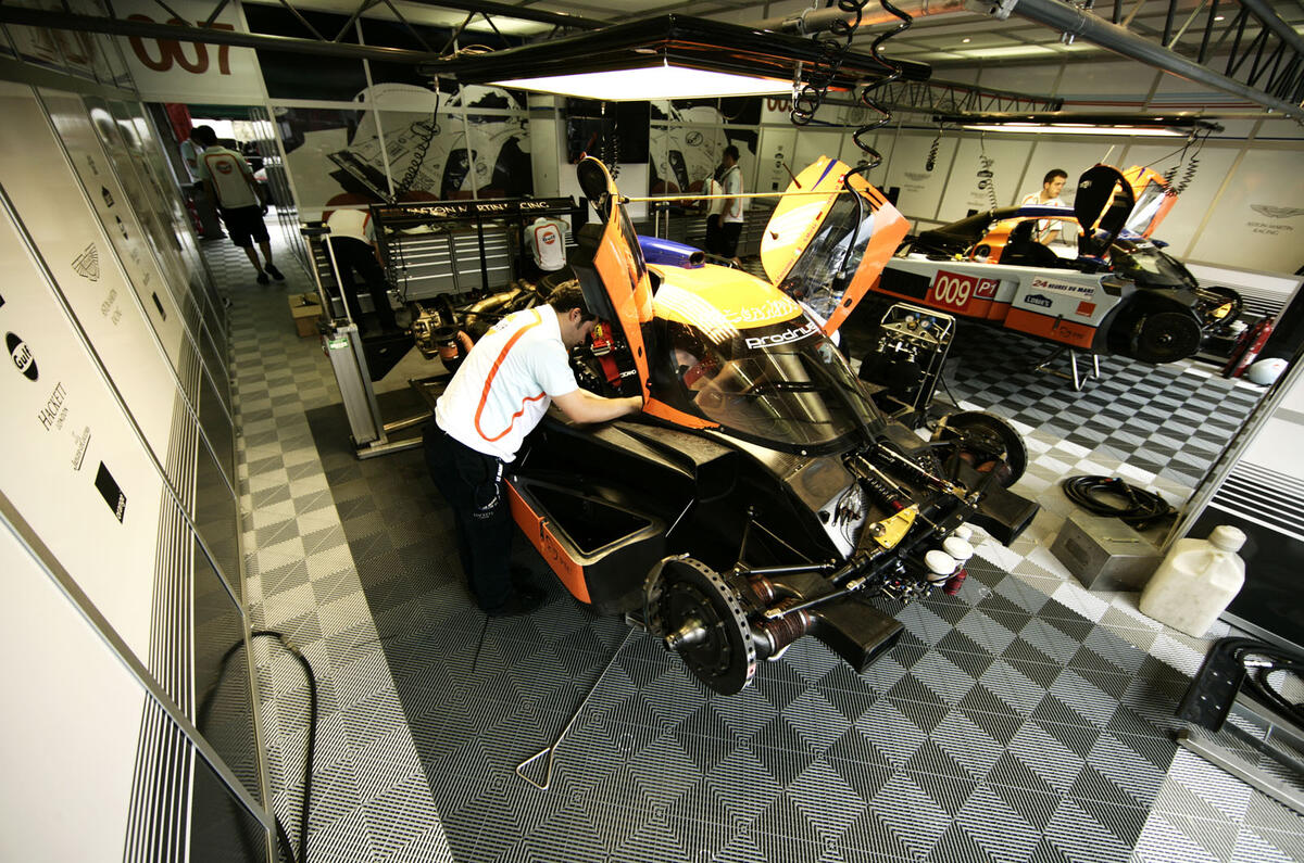 Peugeot takes Le Mans pole