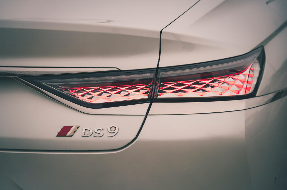 12 DS 9 2022 road test review rear lights