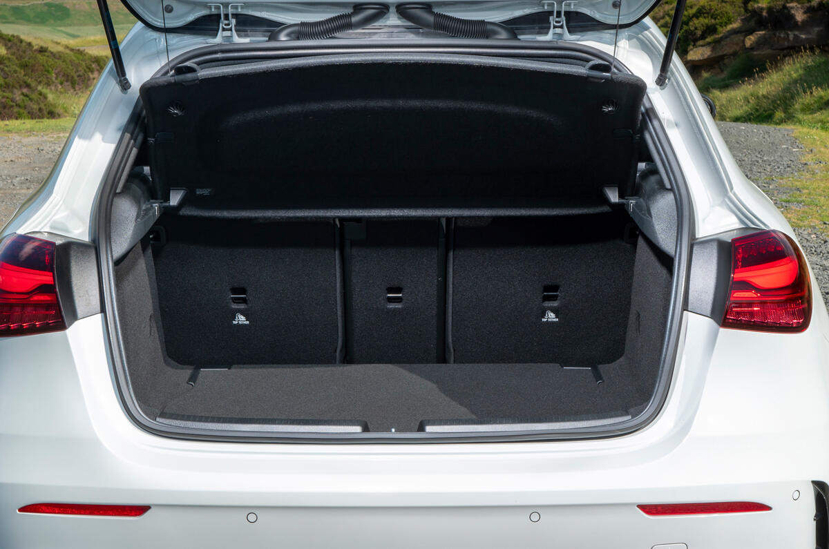 12 Mercedes AMG A45 S RT 2023 boot