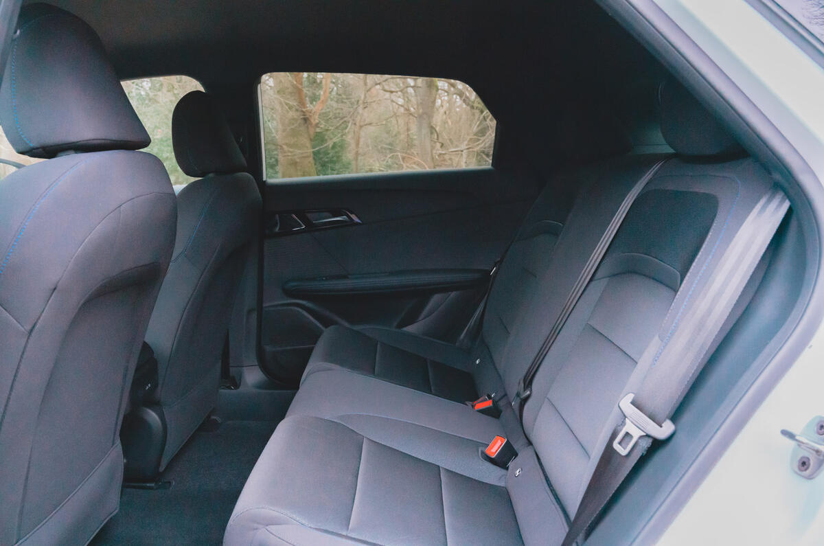 12 MG Motor MG4 EV Long Range RT 2023 rear seats 12 MG Motor MG4 EV Long Range RT 2023 rear seats