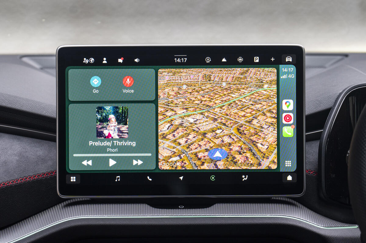 12 Skoda Kodiaq vrs 2025 Autocar review infotainment carplay 12 Skoda Kodiaq vrs 2025 Autocar review infotainment carplay