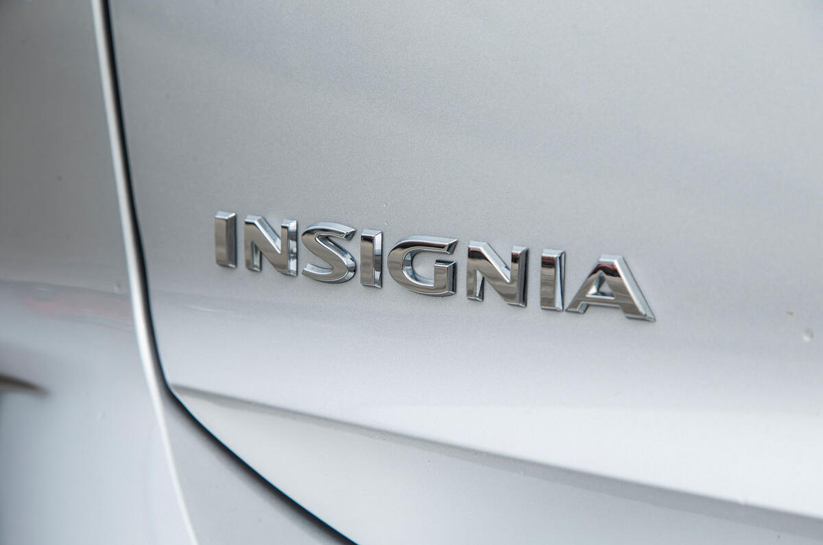 Vauxhall Insignia Sports Tourer GSI review insignia badge