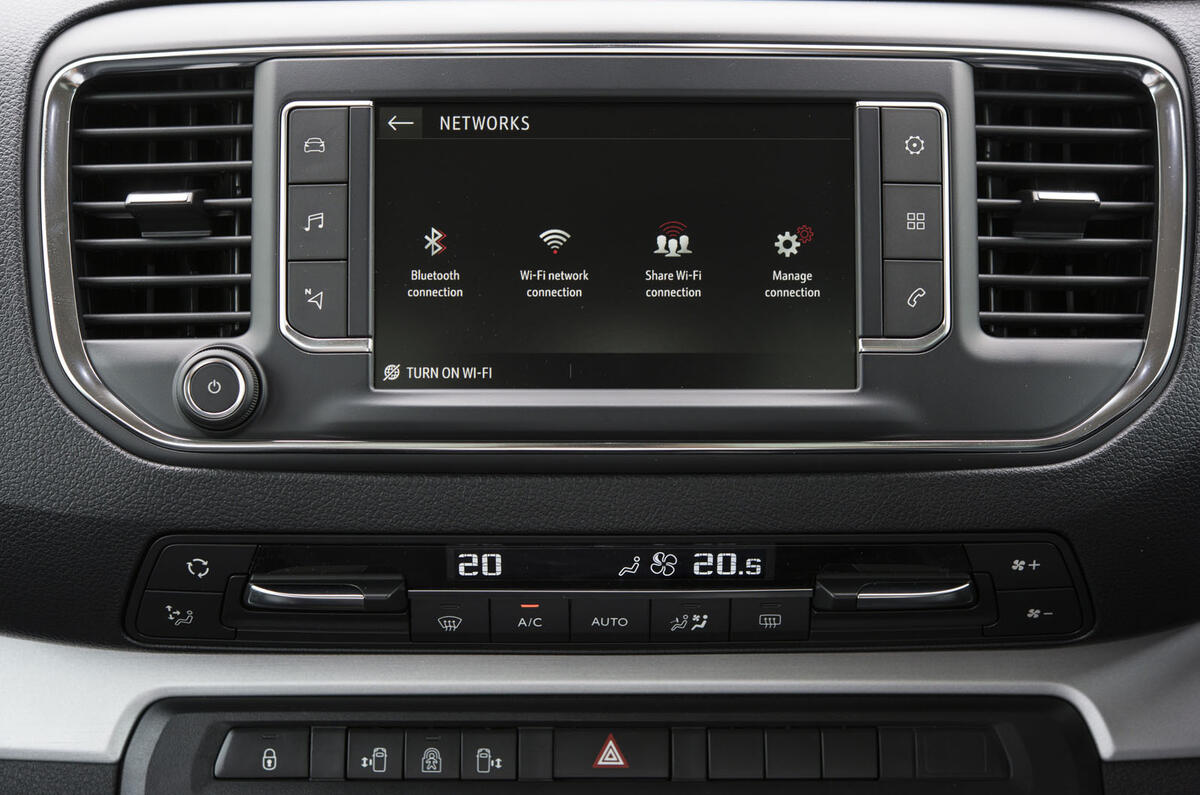 Vauxhall Vivaro Life 2019 road test review - infotainment
