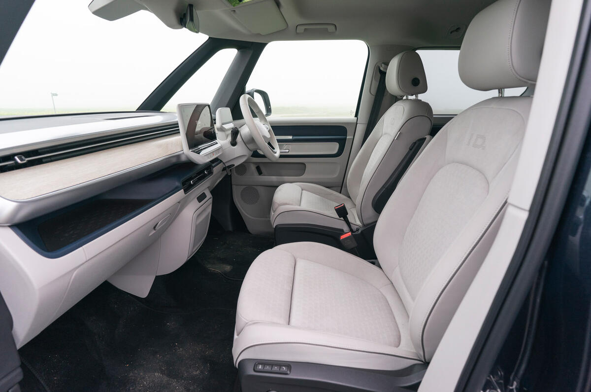 12 VW ID Buzz RT 2023 front seats