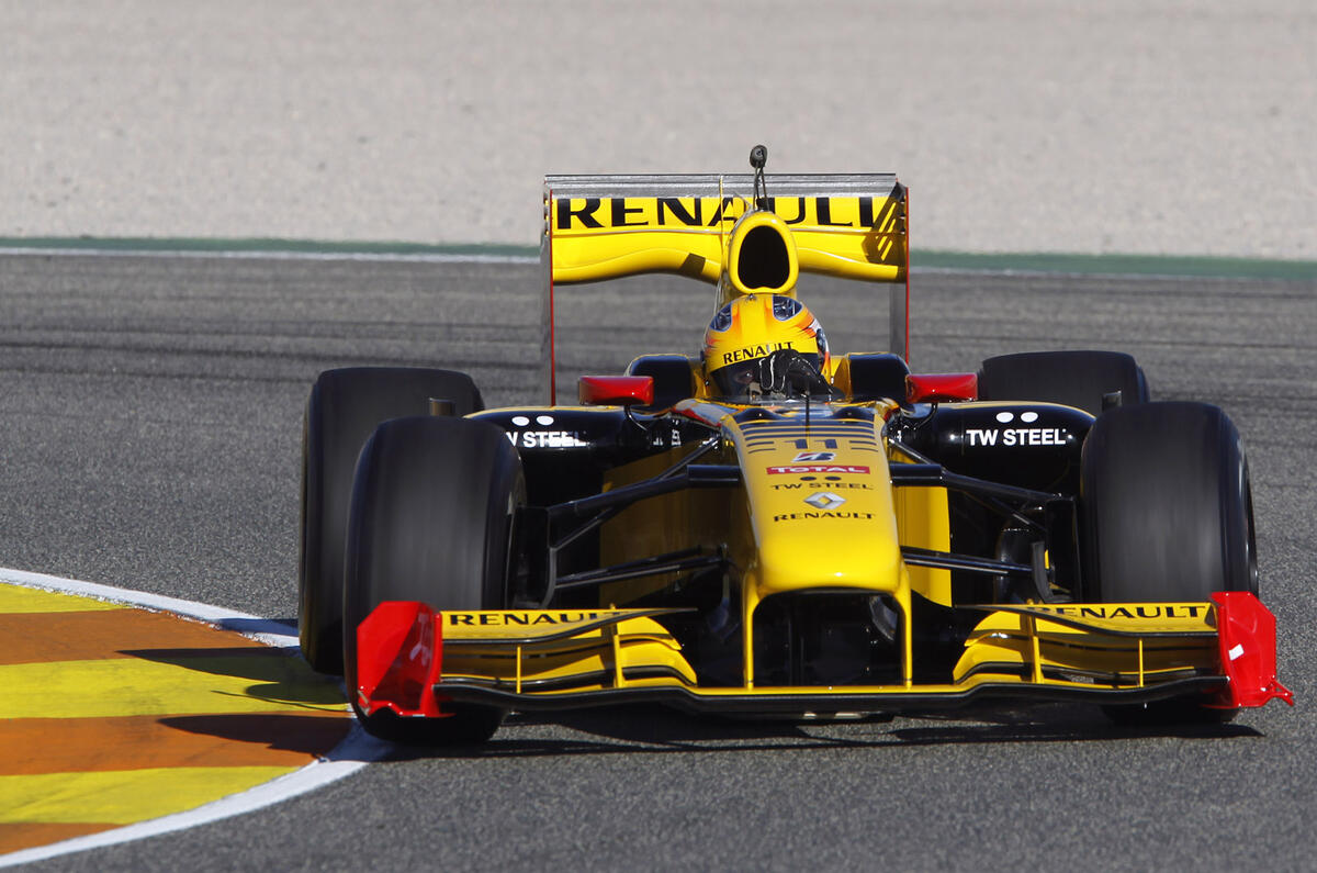F1 testing in Valencia: pics