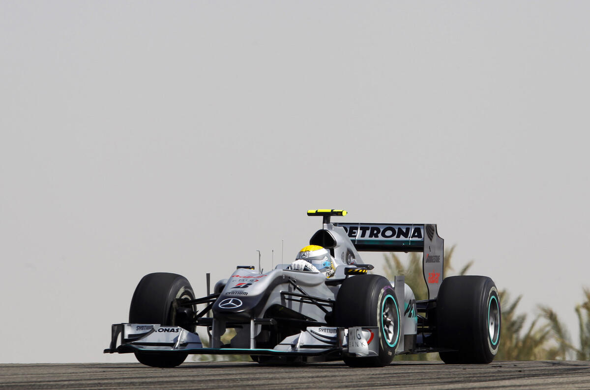 Mercs fight back in Bahrain F1