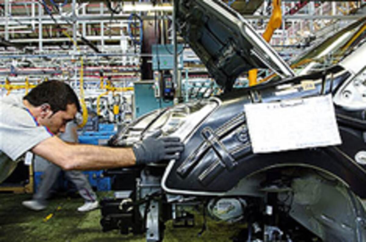 Strike closes Spanish factories