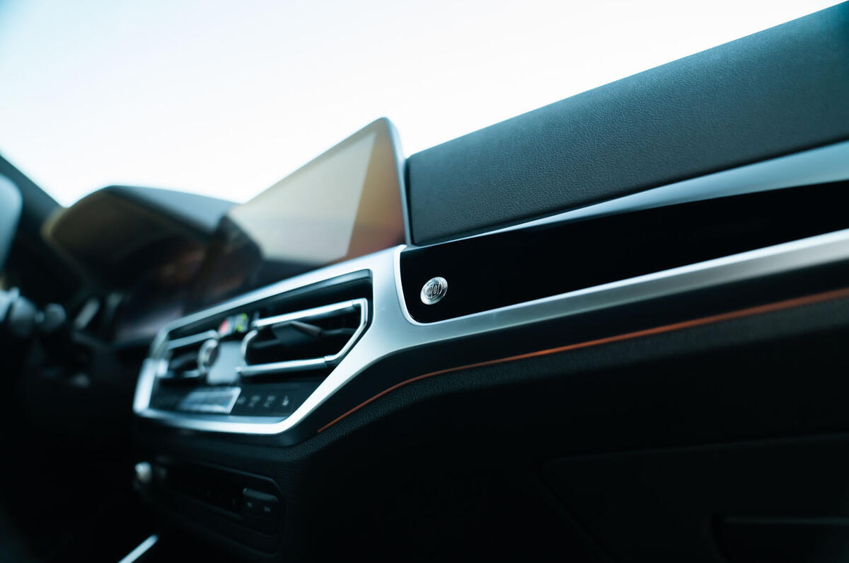 Alpina B3 2020 road test review - interior trim Alpina B3 2020 road test review - interior trim
