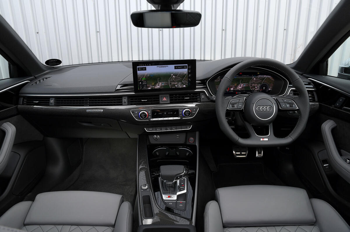 Audi S4 TDI 2019 road test review - dashboard