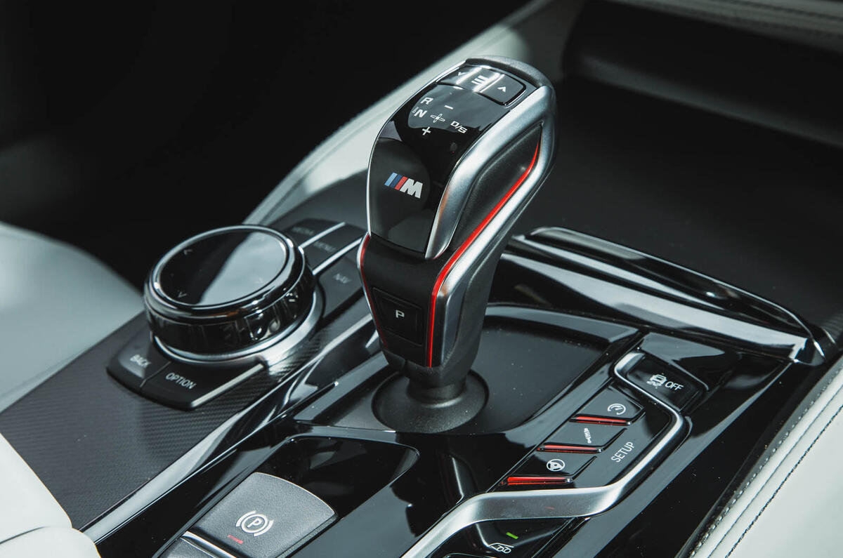 BMW M5 2018 review gearstick