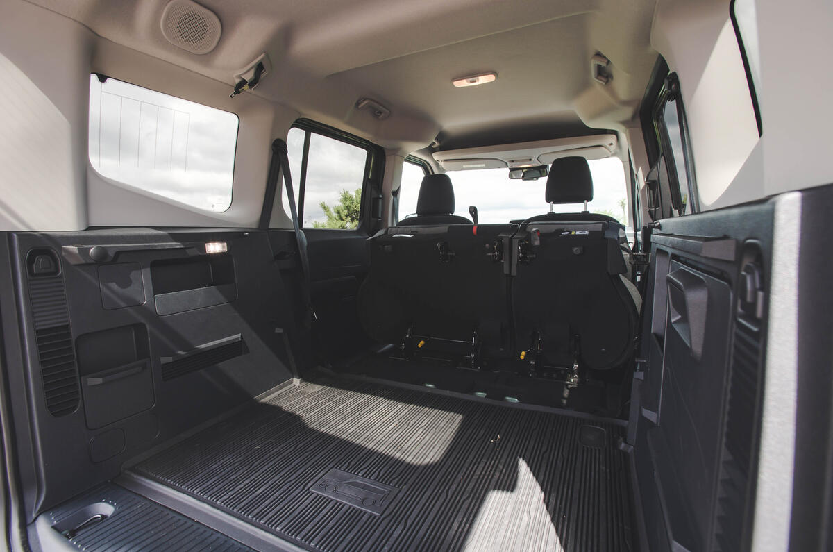 13 Ford Tourneo Courier 2024 load bay 13 Ford Tourneo Courier 2024 load bay