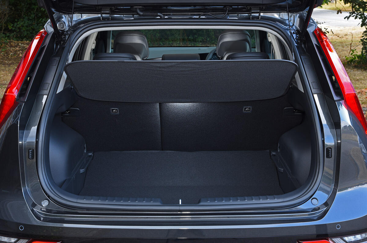 13 Kia Niro EV RT 2022 boot