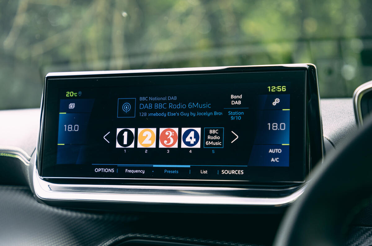 Peugeot e-2008 2020 road test review - infotainment