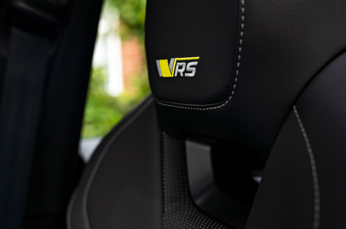 13 Skoda Enyaq iV Coupe vRS FD 2022 vrs headrest 13 Skoda Enyaq iV Coupe vRS FD 2022 vrs headrest
