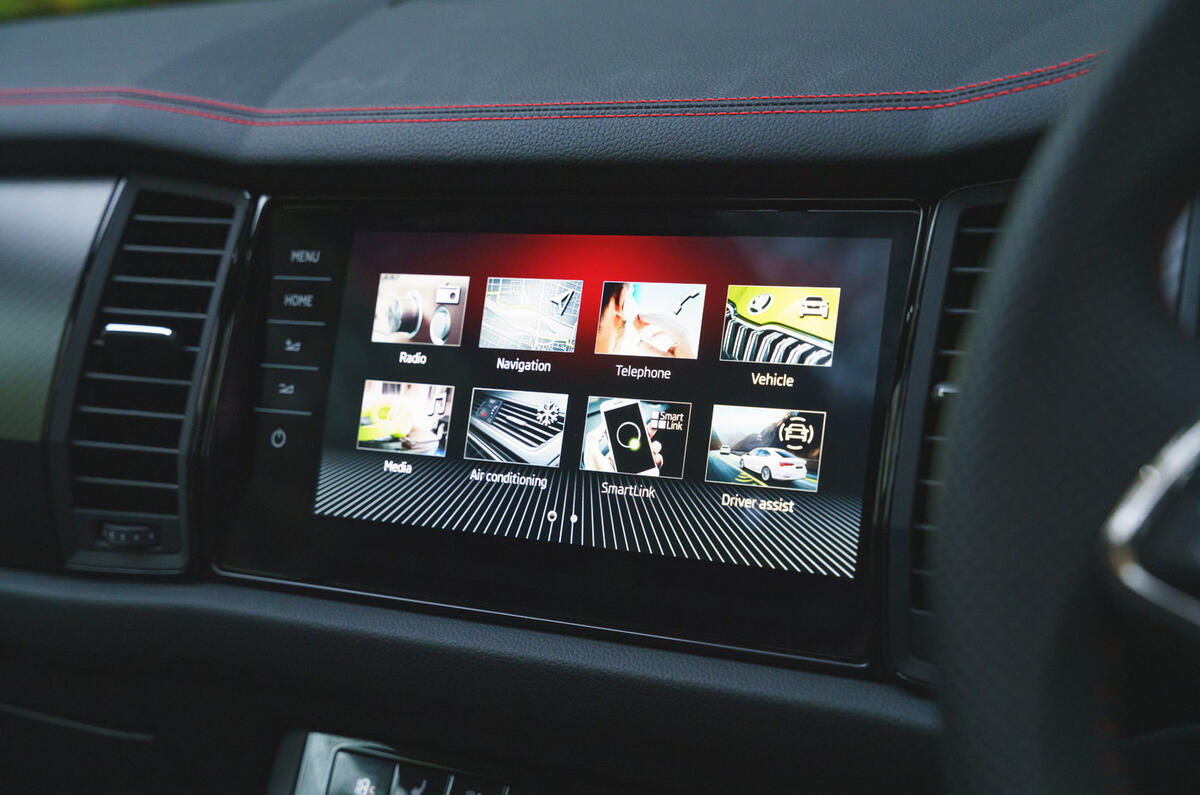 13 Skoda Kodiaq vRS 2022 road test infotainment