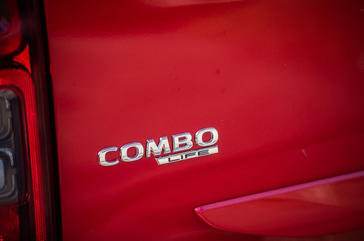 Vauxhall Combo Life 2018 road test review - model badge