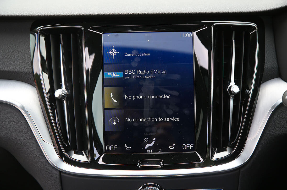 Volvo V60 2018 road test review infotainment