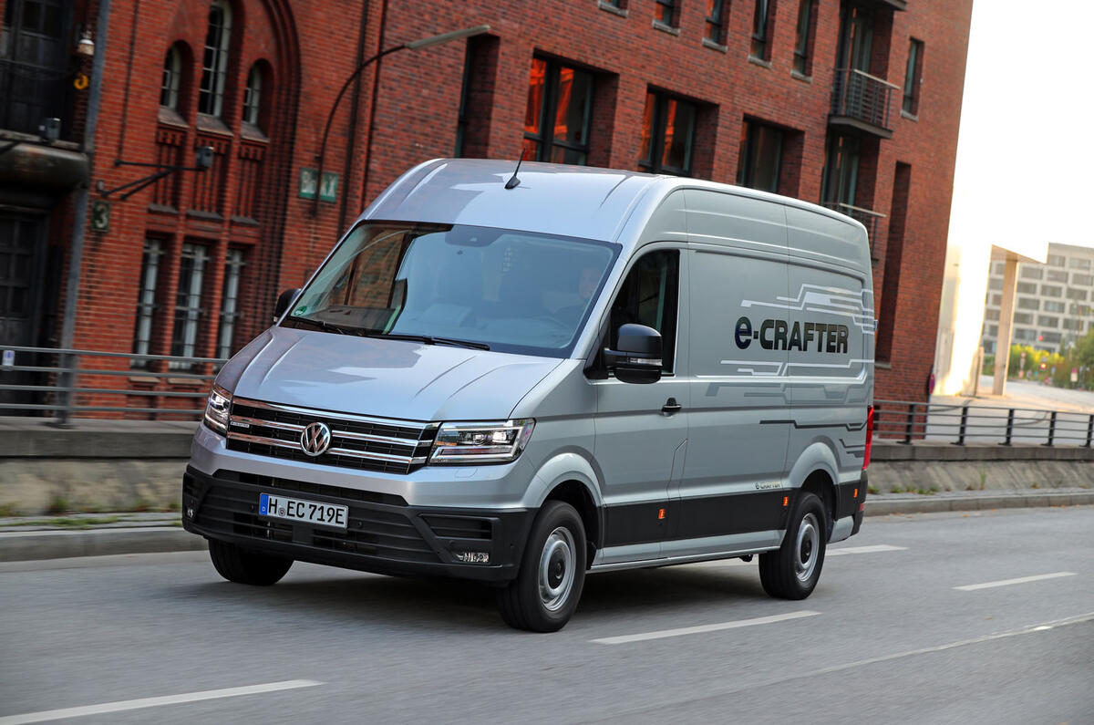 Volkswagen e-Crafter 2018 review - on the road