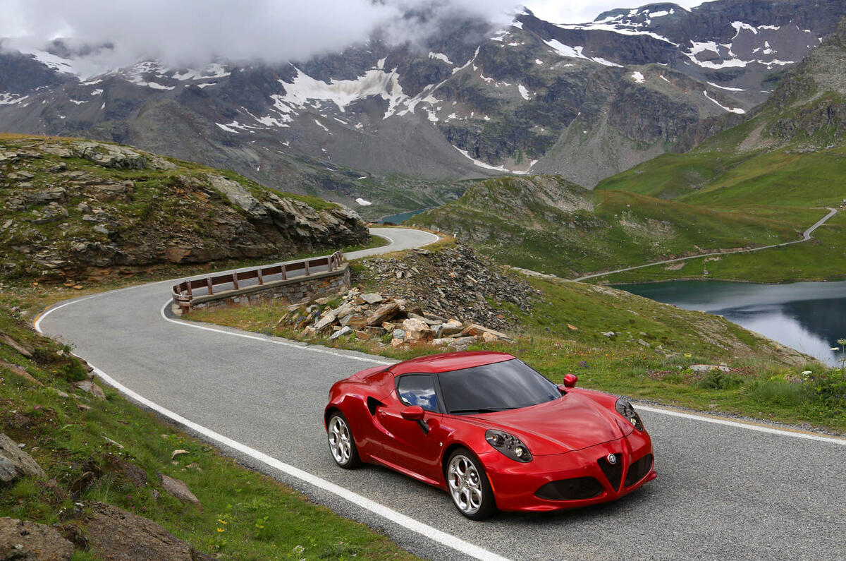 no title Alfa Romeo 4C spotted track testing