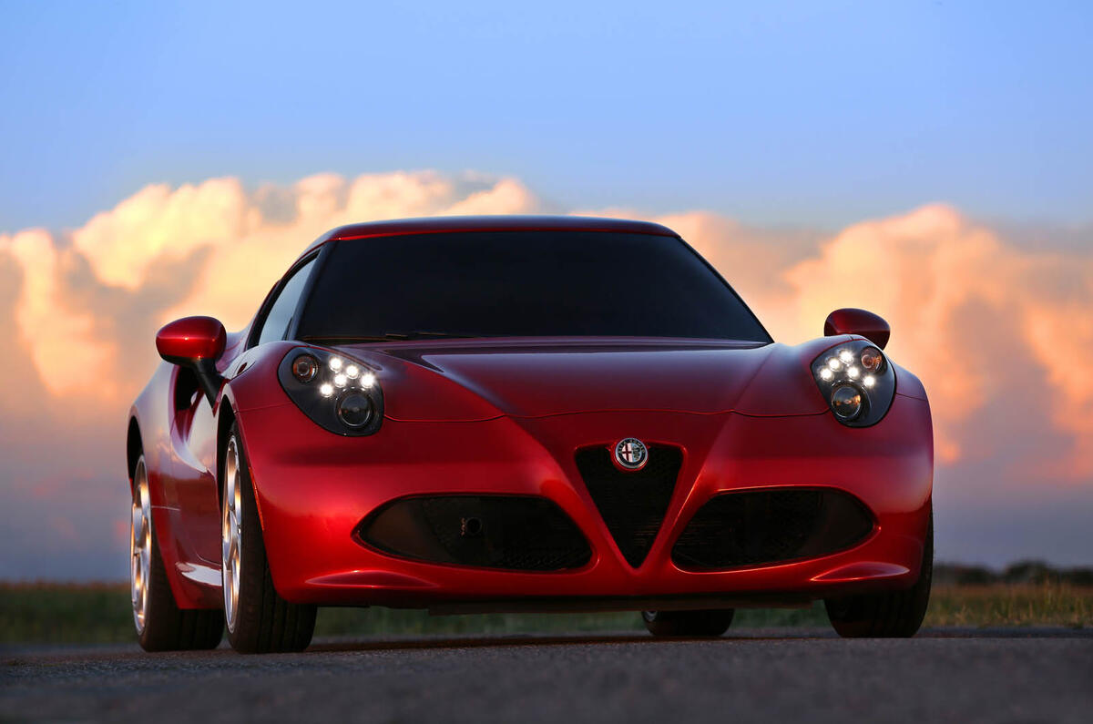 no title Alfa Romeo 4C spotted track testing