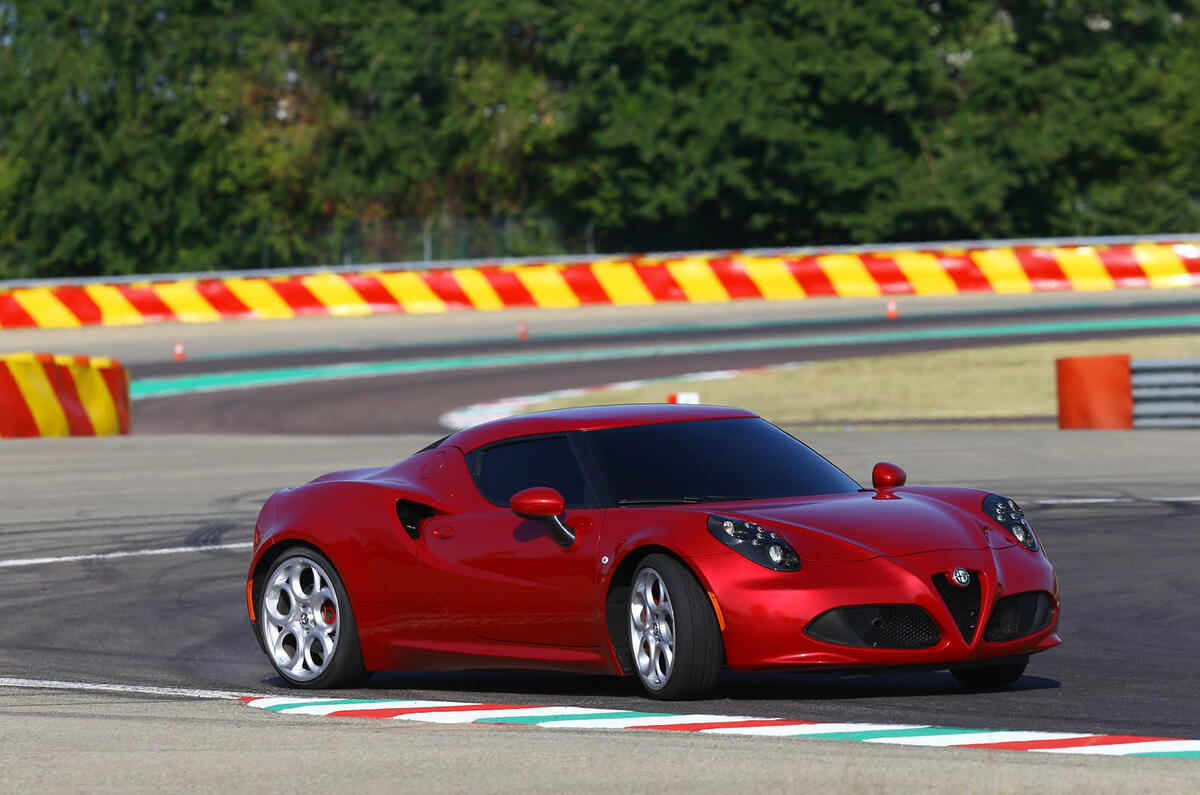 no title Alfa Romeo 4C spotted track testing