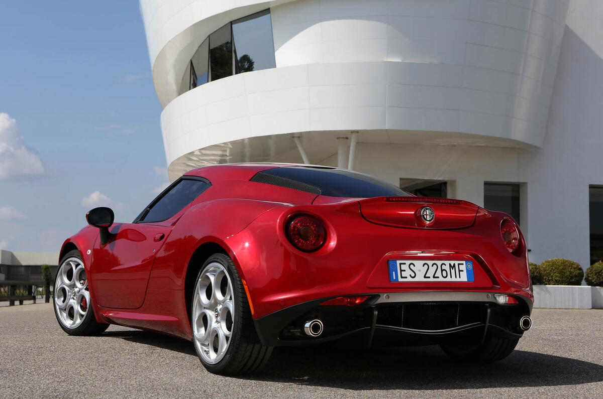 no title Alfa Romeo 4C spotted track testing