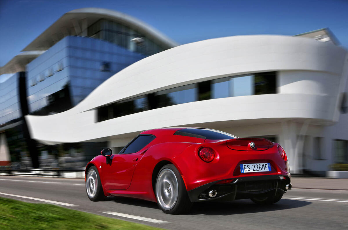 no title Alfa Romeo 4C spotted track testing
