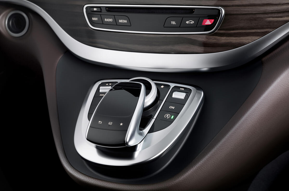 no title Mercedes-Benz V-class revealed