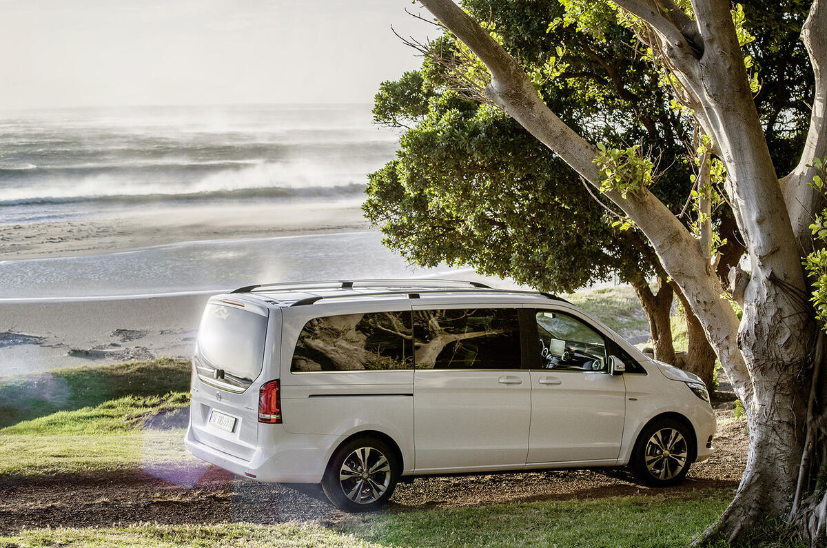 no title Mercedes-Benz V-class revealed