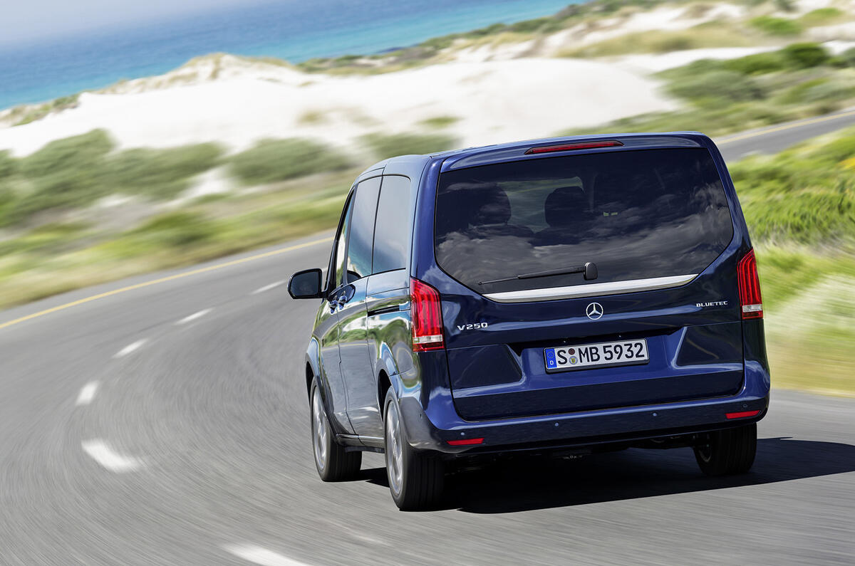 no title Mercedes-Benz V-class revealed